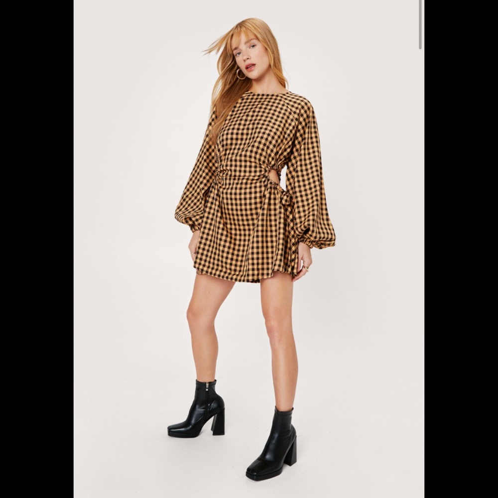 Nasty Gal Petite Check Ruched Side Cut Out Mini Dress Sz. 0